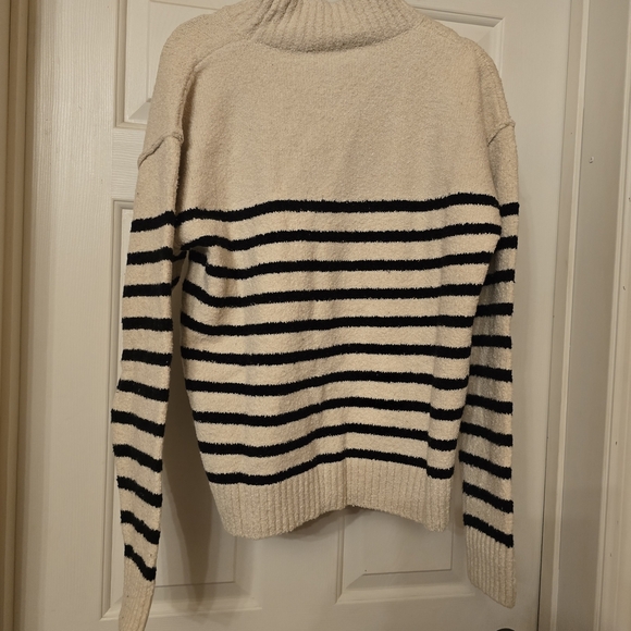 Elegant Black and Cream Striped Women's Turtleneck Sweater - Picture 2 of 7